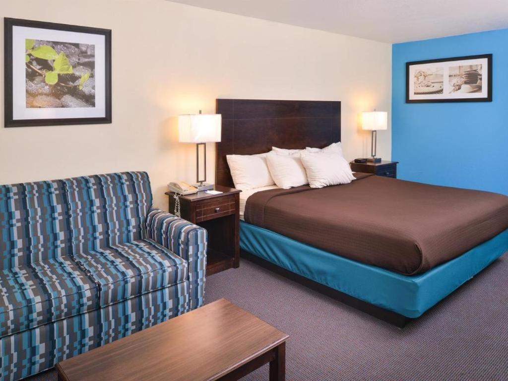 Americas Best Value Inn - Batesville Bagian luar foto